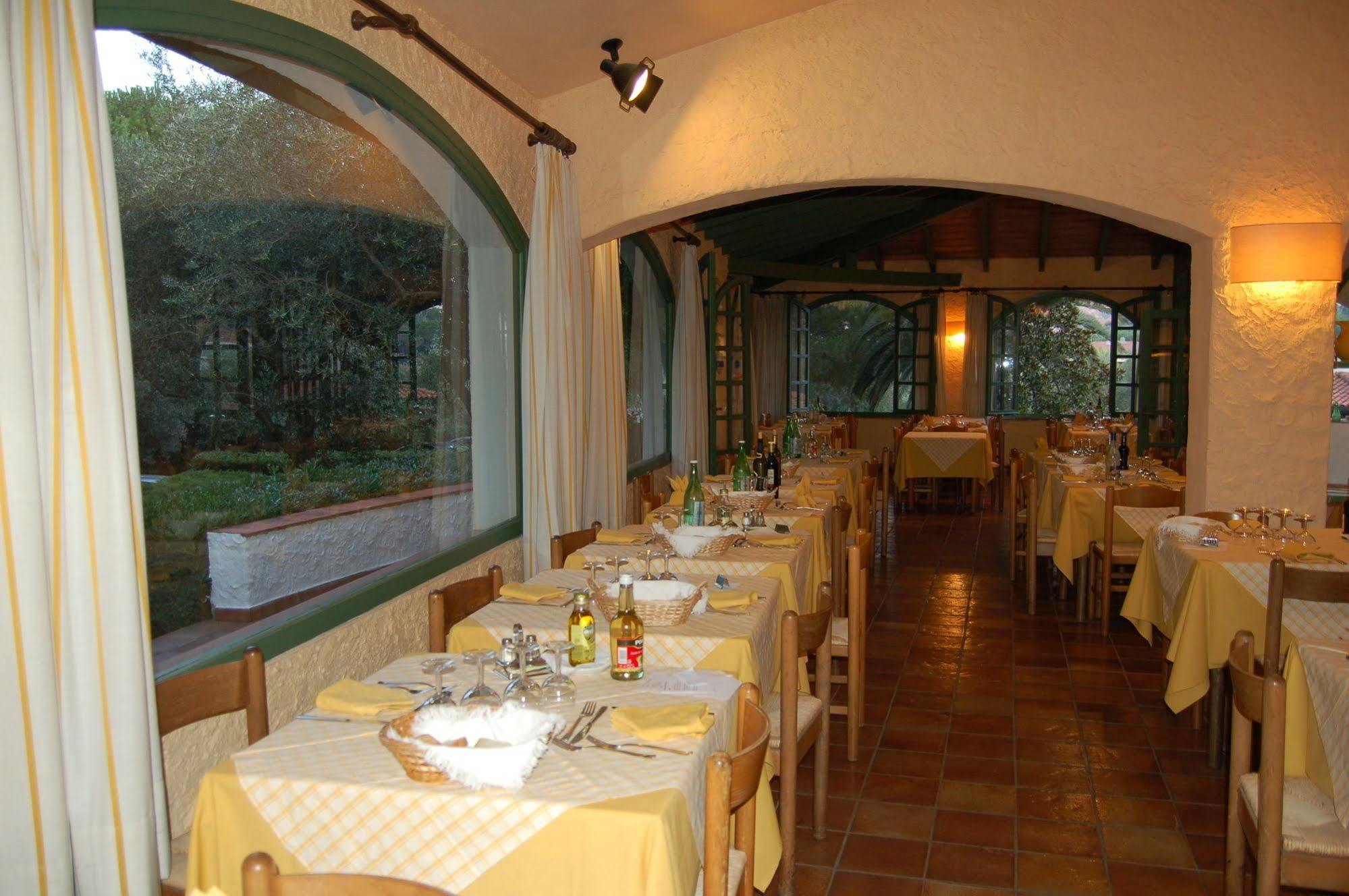 Hotel Marelba Cavo Exteriör bild